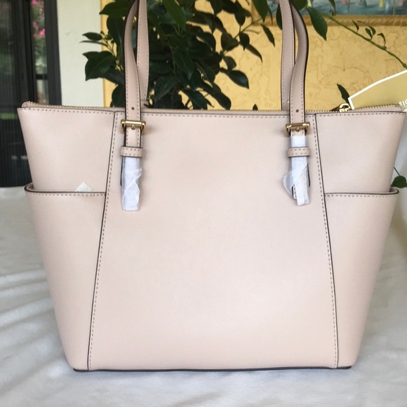 Michael Kors tote - Picture 3 of 7